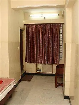 Mannars Yatri Nivas Hotel Mysore 2*,  India