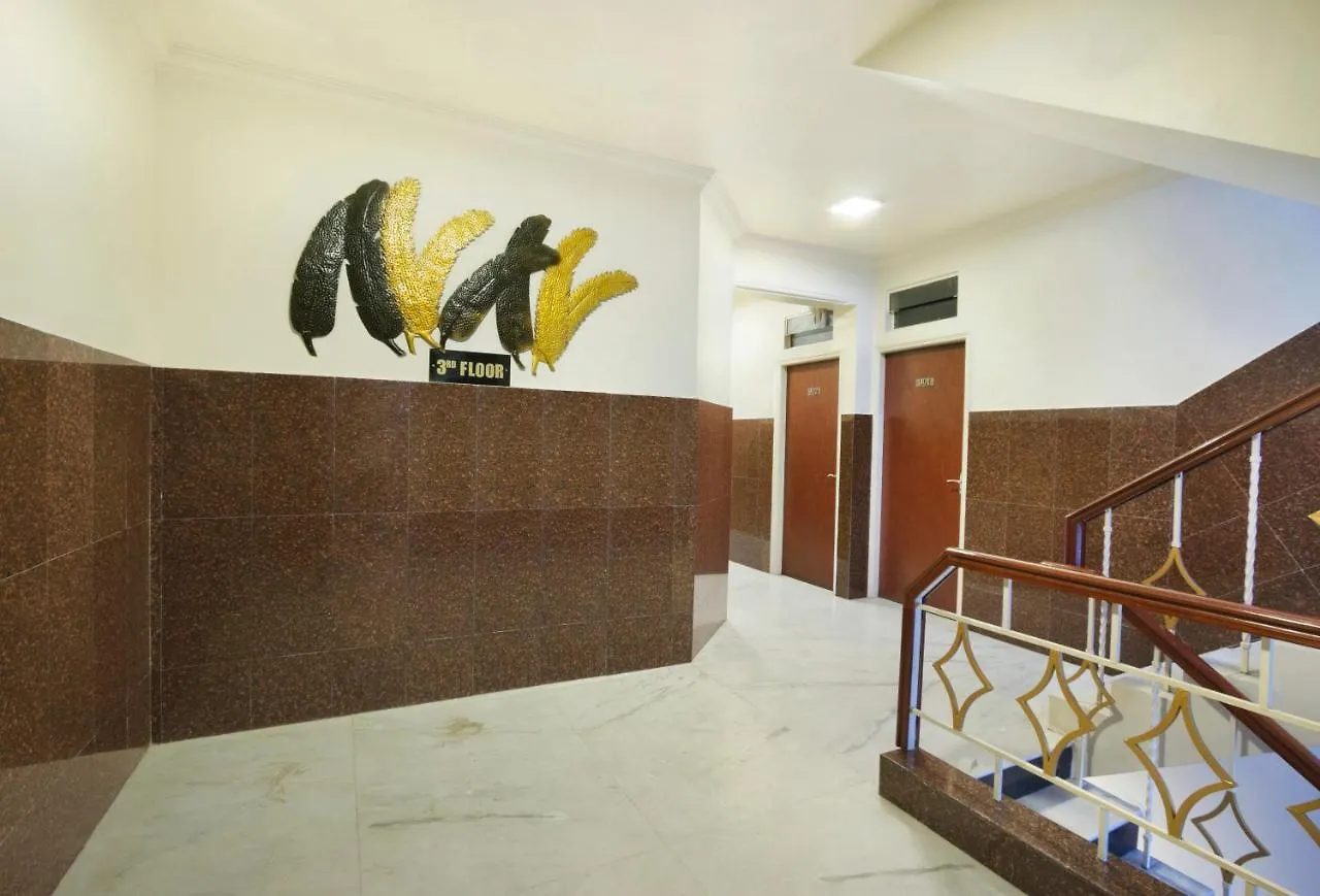 **  Mannars Yatri Nivas Hotel Mysore India